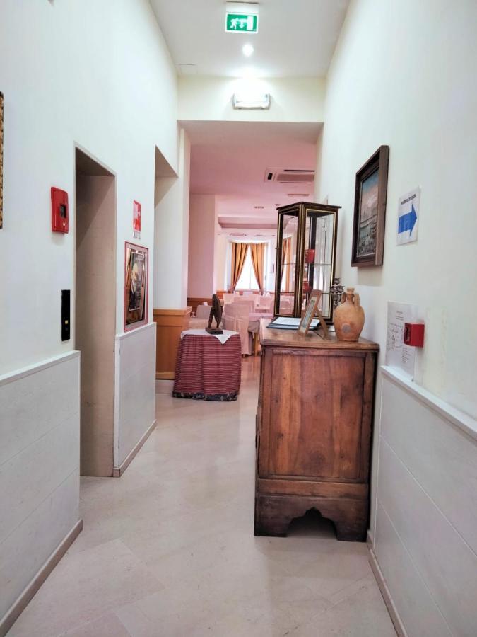 Hotel Pace Сан Джовани Ротондо Екстериор снимка